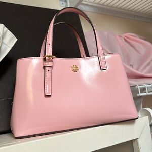 💕Cute Tory Burch 👛
